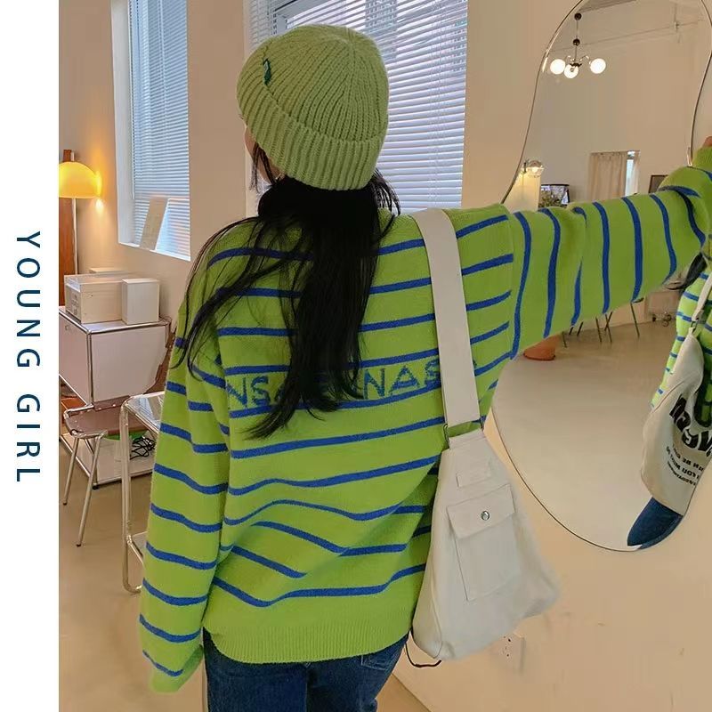 Pakaian sweter bergaris-garis  - Winter Clothing Korean ulasan dan harga